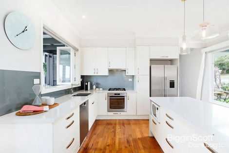 Property photo of 7 Hiscock Street Chadstone VIC 3148