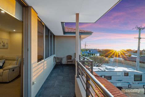 Property photo of 1 Marsh Place Halls Head WA 6210