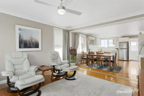 Property photo of 2 Crestview Court Newnham TAS 7248