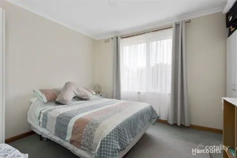 Property photo of 2 Crestview Court Newnham TAS 7248