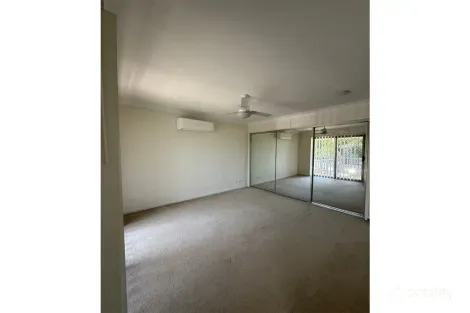 Property photo of 25/6 Mactier Drive Boronia Heights QLD 4124
