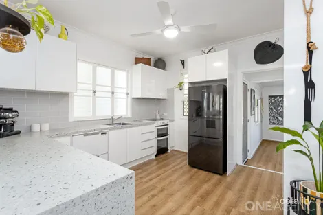 Property photo of 3 Third Avenue Scarborough QLD 4020