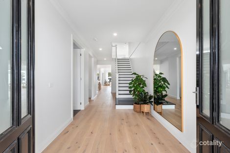 Property photo of 18 Wedge Tail Court Lara VIC 3212