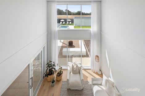 Property photo of 18 Wedge Tail Court Lara VIC 3212