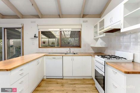 Property photo of 16 Poyner Avenue Lilydale VIC 3140