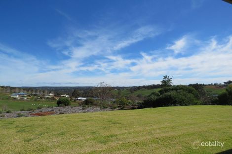 Property photo of 31 Robinia Way Kangaroo Gully WA 6255