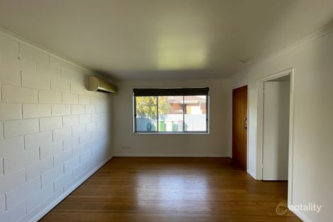 Property photo of 4/421 Griffith Road Lavington NSW 2641