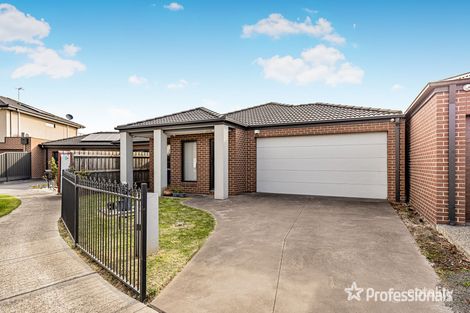 Property photo of 8 Bodhran Place Lynbrook VIC 3975