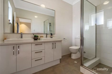 Property photo of 2/2 Louvre Way Baldivis WA 6171