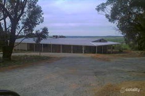 19 Donkey Crsg, Dumbarton, WA 6566