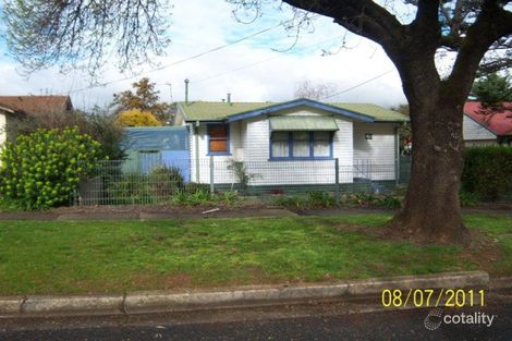 28 Castlereagh Ave, Mount Austin, NSW 2650