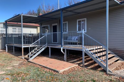 Property photo of 18 Fox Avenue Orange NSW 2800