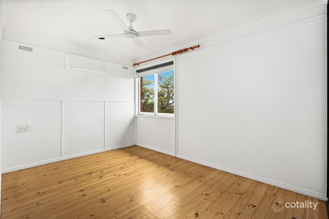 Property photo of 114 Lakeside Drive Koonawarra NSW 2530