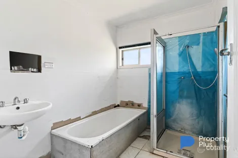 Property photo of 54 Ridge Street Wedderburn VIC 3518