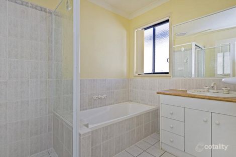 Property photo of 40 Tiger Drive Arundel QLD 4214