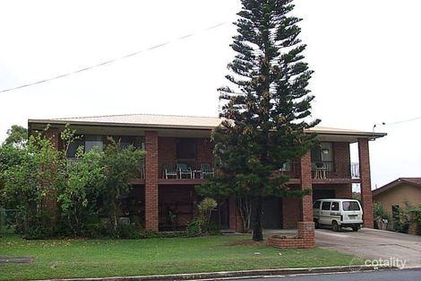 1 Hillcrest Ave, Scarness, QLD 4655