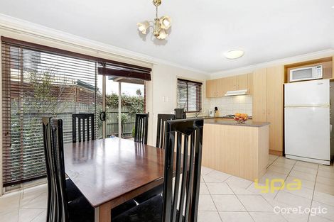 Property photo of 8/2-8 Knight Crescent Roxburgh Park VIC 3064