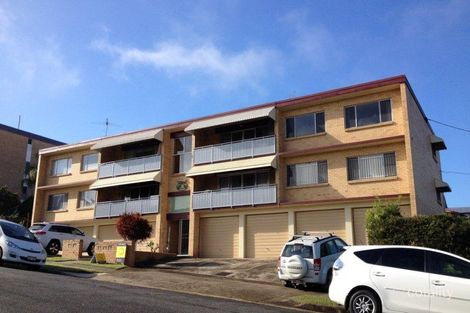 Property photo of 1/8 Noela Street Coorparoo QLD 4151