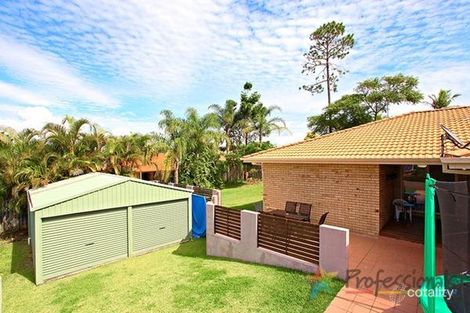 4 Ninigo St, Pacific Pines, QLD 4211