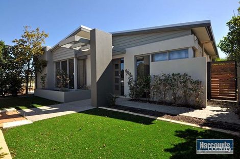 Property photo of 3 Landbeach Boulevard Butler WA 6036