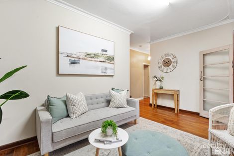 Property photo of 5 Burndale Road Mount Richon WA 6112