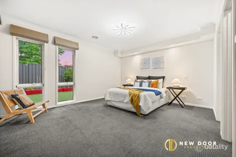 Property photo of 14 Branson Street Dunlop ACT 2615