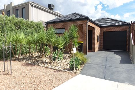 1/3 Highlander Pl, Melton West, VIC 3337