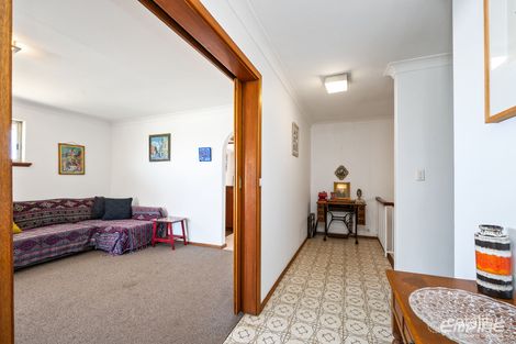 Property photo of 4 Keats Place Spearwood WA 6163