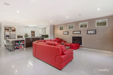 Property photo of 5 Inverness Court Cairnlea VIC 3023