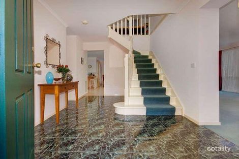 Property photo of 10 Dorothea Mackellar Avenue Oakleigh East VIC 3166