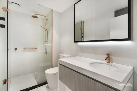 Property photo of 407/8 Bowen Crescent Melbourne VIC 3004