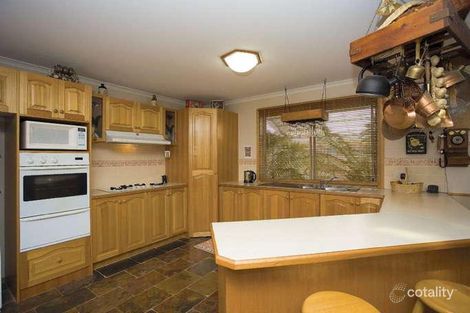 Property photo of 16 Erin Street Hillside VIC 3037
