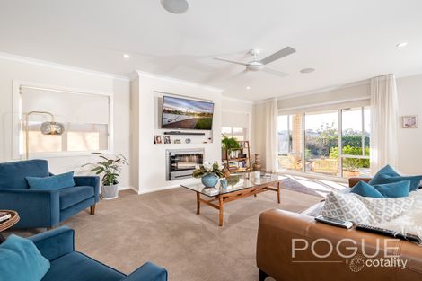 Property photo of 14 Jolimont Terrace Shepparton VIC 3630