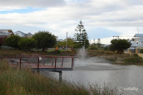 12 Enderby Cl, North Coogee, WA 6163