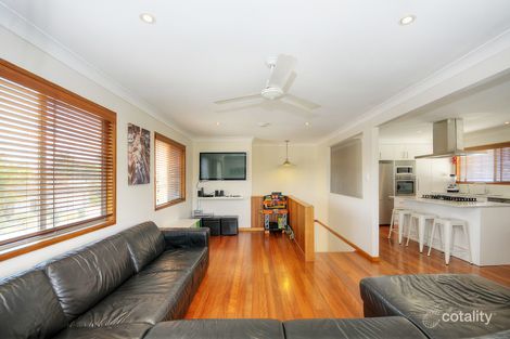 Property photo of 41 Dawn Parade Miami QLD 4220