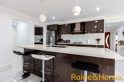 Property photo of 16 Wollomombi Parade Dubbo NSW 2830