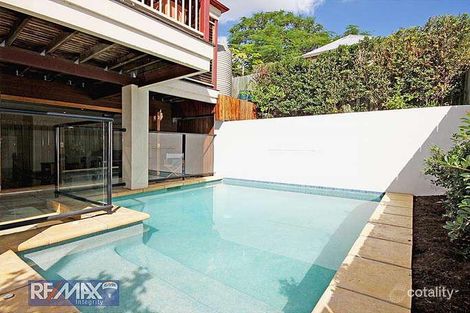 Property photo of 18 Union Street Spring Hill QLD 4000
