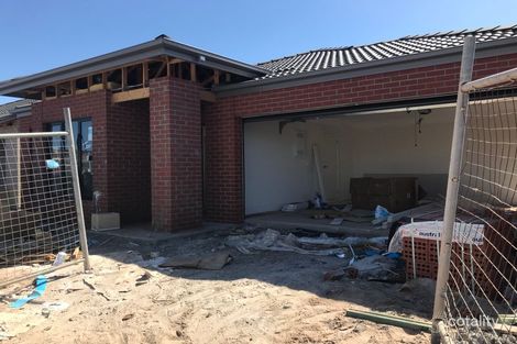 Property photo of 35 Bindi Avenue Tarneit VIC 3029