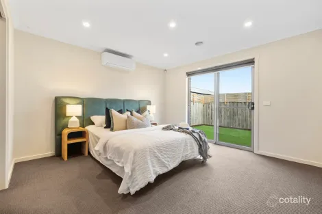 Property photo of 25 Walkhill Drive Wollert VIC 3750