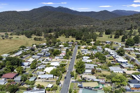 Property photo of 51 Freeburgh Avenue Mount Beauty VIC 3699