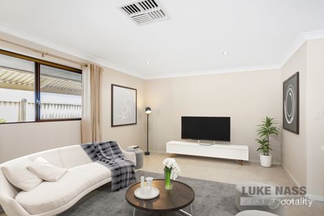 Property photo of 7 Guinivere Way Camillo WA 6111