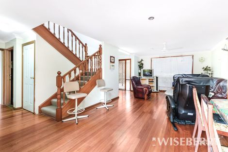 Property photo of 3/5 Jacquinot Place Glenfield NSW 2167