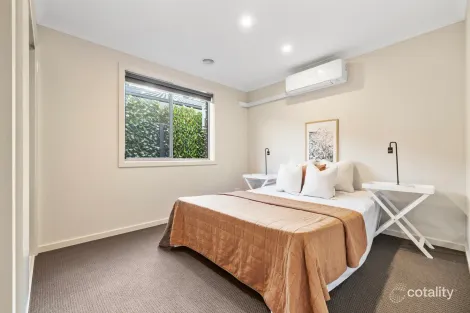 Property photo of 25 Walkhill Drive Wollert VIC 3750