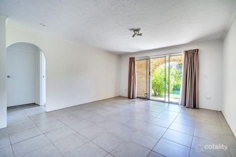 1/12 Christina Ct, Mermaid Waters, QLD 4218