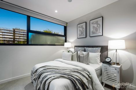 Property photo of 106/28 Linacre Road Hampton VIC 3188