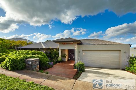 19 Jackson Dr, Drouin, VIC 3818