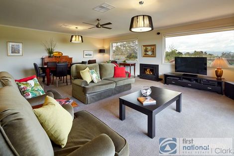 Property photo of 19 Jackson Drive Drouin VIC 3818