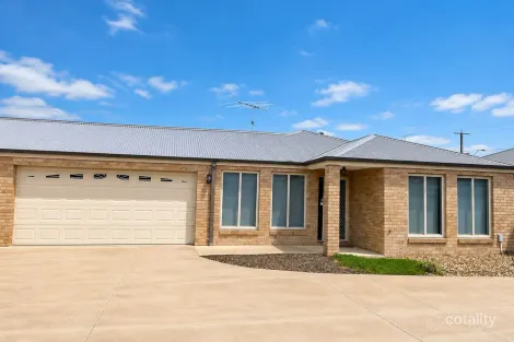 7/16a Henty St, Pakenham, VIC 3810