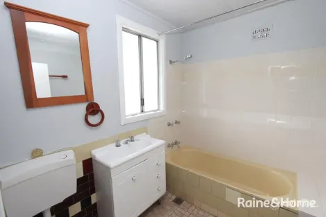 Property photo of 35 Stewart Street Bathurst NSW 2795