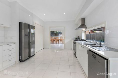 Property photo of 26 Landing Place Point Cook VIC 3030